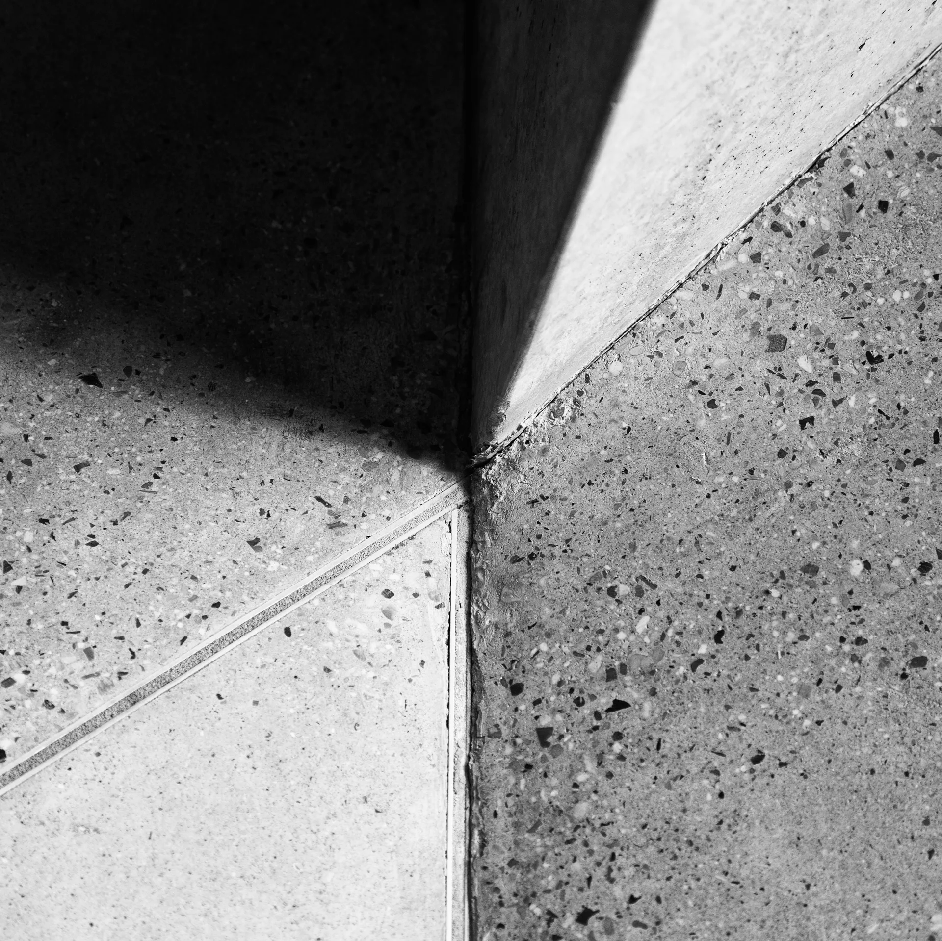 decorative finished concrete detail at a Laval commercial property