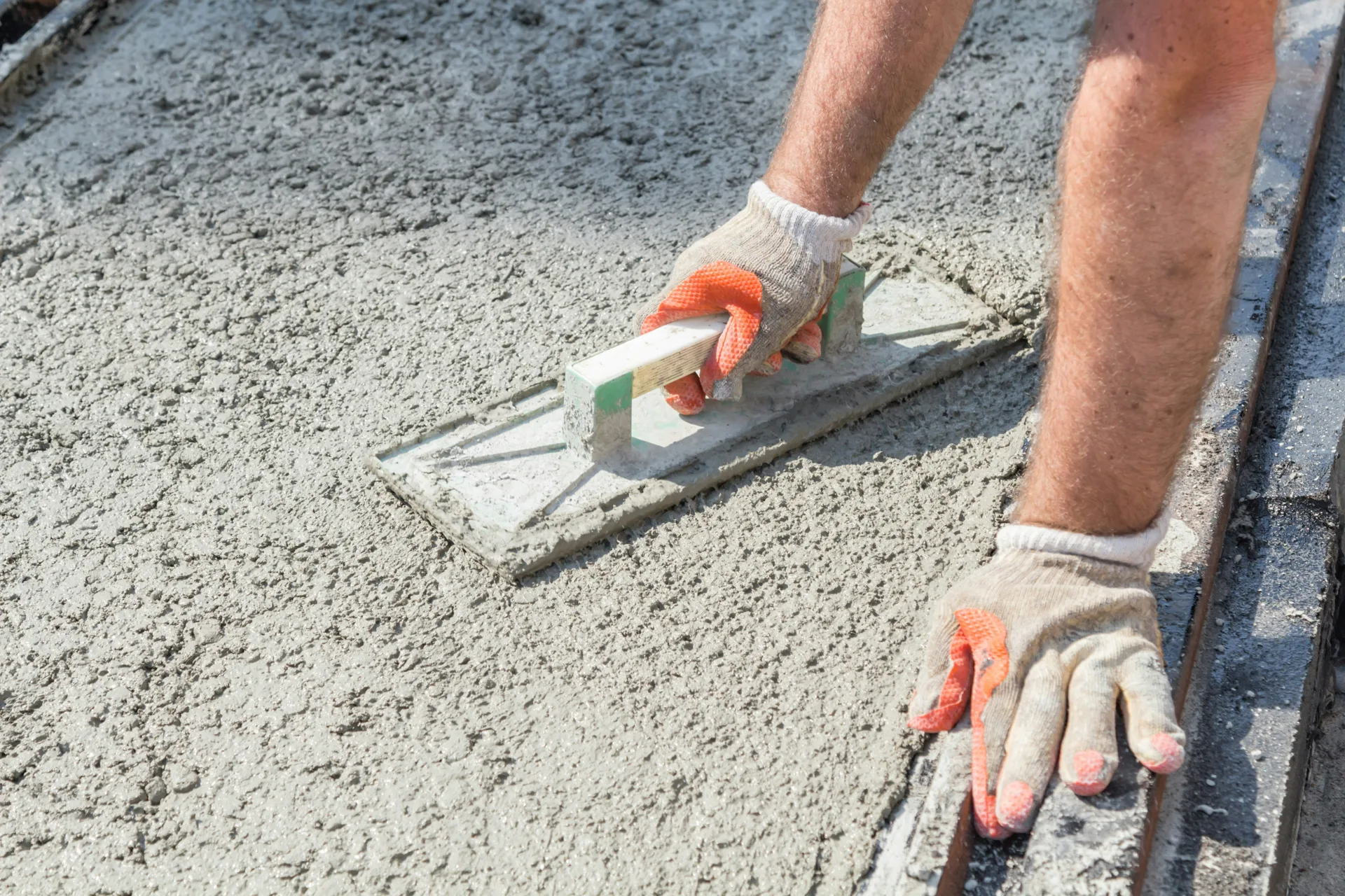 Laticrete underlayment being floated for a Laval tile install